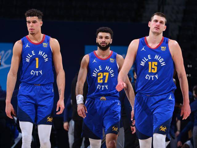 快船角色球员全面爆发（快船角色球员集体发威）