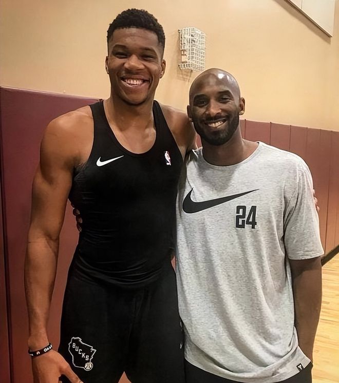 穆里尼奥：执教与评论教练是两回事，而评论别人总是容易的（穆里尼奥：执教与做评论员是两码事，批评别人永远最容易）