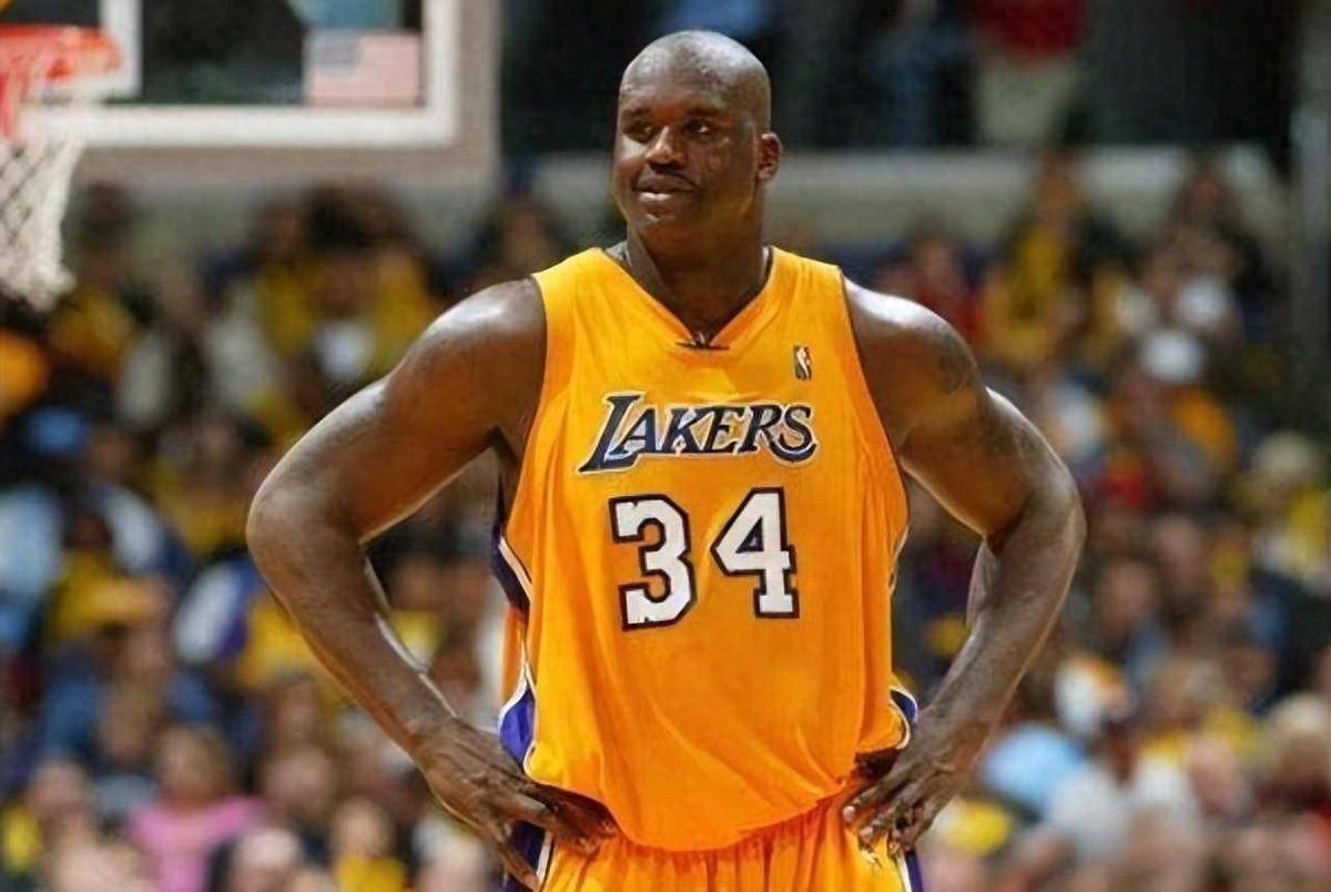 杀伤力十足！阿夫迪亚17罚16中砍准三双，带队终结三连败（阿夫迪亚17罚16中拿下准三双，率队止住三连败）