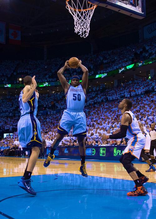 NBA：太阳击败篮网 杜兰特砍下35分（NBA常规赛：杜兰特轰35分 太阳力克篮网）