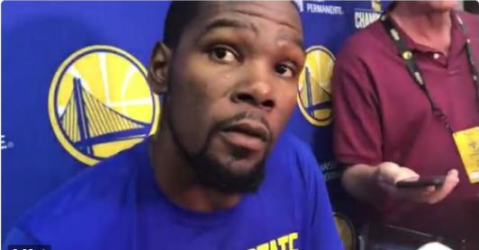 意媒：拜仁天才边锋利契纳或离队，尤文和米兰等队有意争夺（意大利媒体：拜仁新星边锋利契纳可能离队，尤文、米兰等队竞逐）