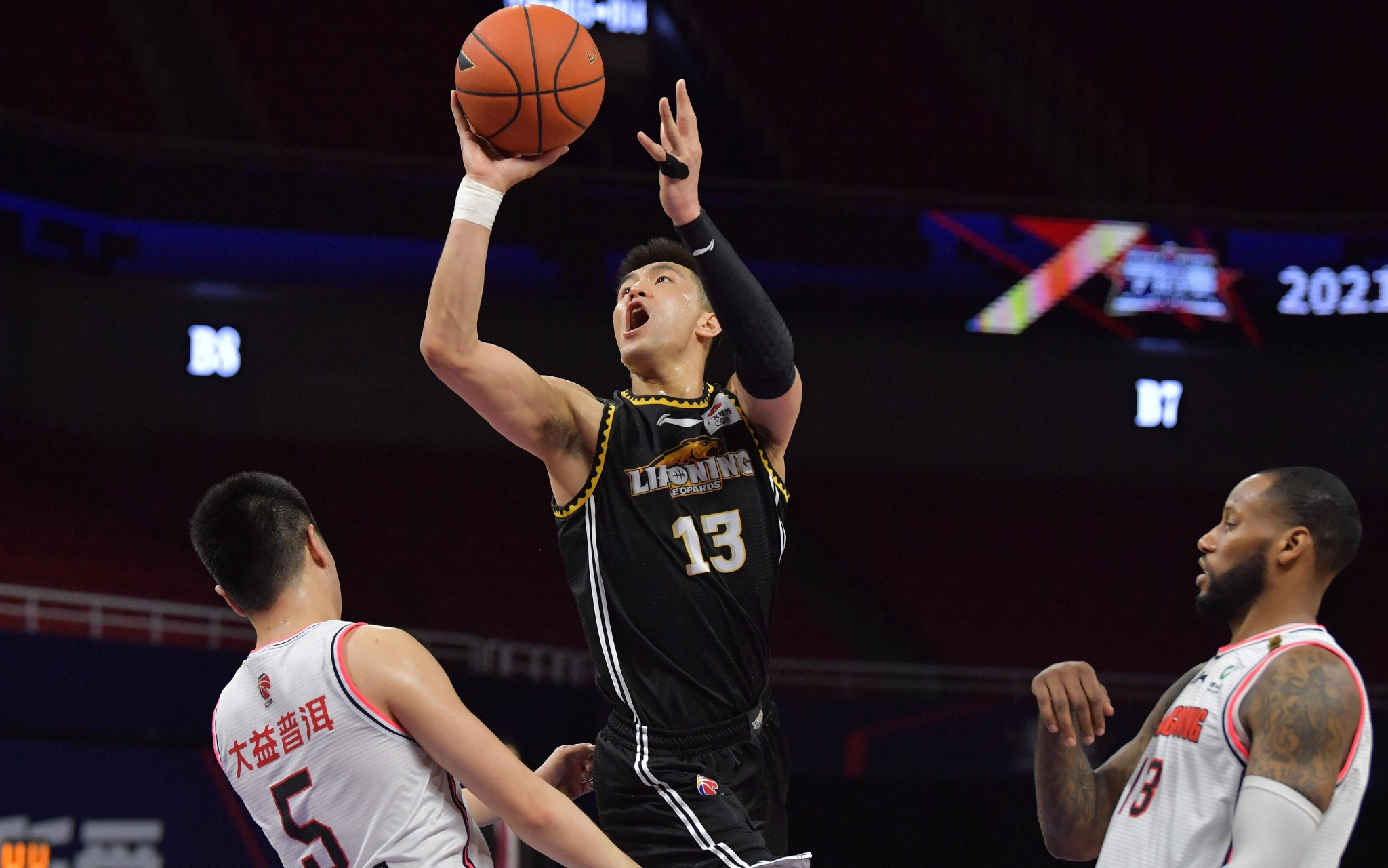 卡内达：弗兰克是很职业的球员，留下了宝贵的财富（卡内达：弗兰克职业素养出众，为球队留下宝贵财富）