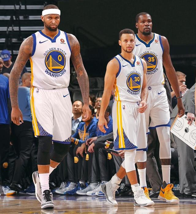 图片报：除了曼联之外，国米也接触阿德耶米经纪人门德斯（德媒：除曼联外，国米亦已与阿德耶米经纪人门德斯接洽）